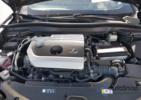 2021 Lexus Ux z USA, uszkodzony, nr VIN JTHP3JBH3M2032884